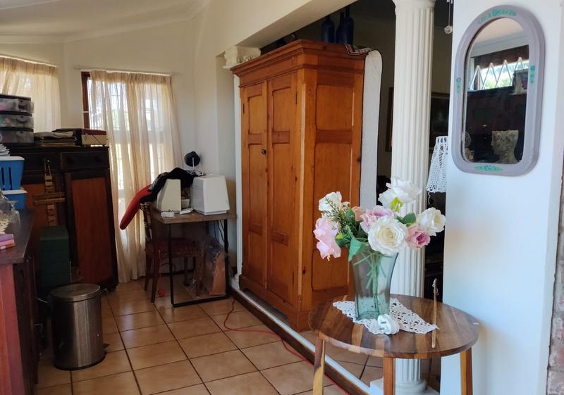4 Bedroom Property for Sale in Dana Bay Western Cape